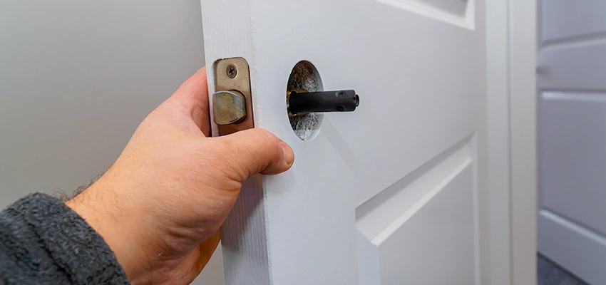 Nighttime Locksmith For Lock Repair in Roseville, CA