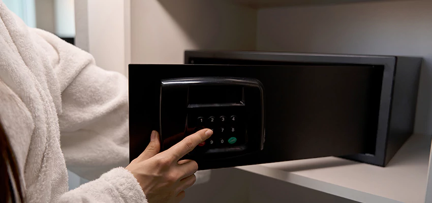 Safe Unlocking Service Company in Roseville, California