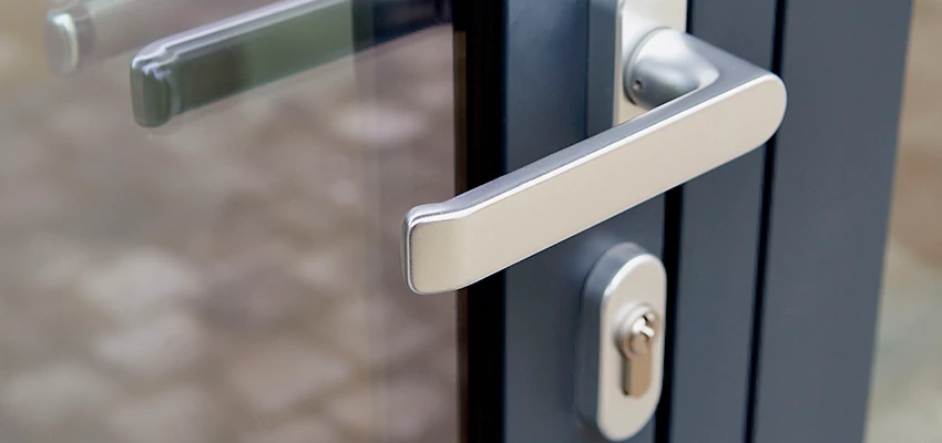 Broken Door Lock Cylinder Repair in Roseville, California